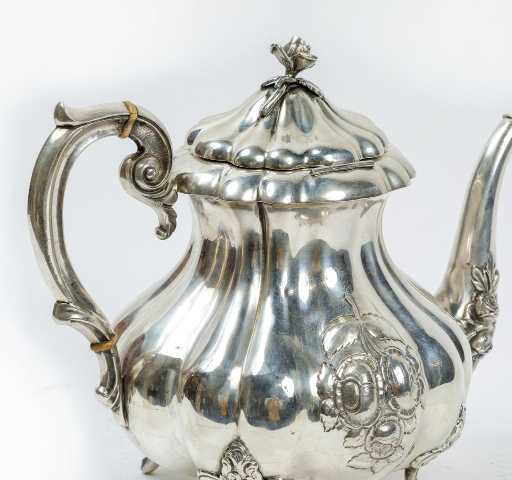 Rococo-Silver-teapot-coffee-pot-sidabrinis-arbatinukas-7.jpg