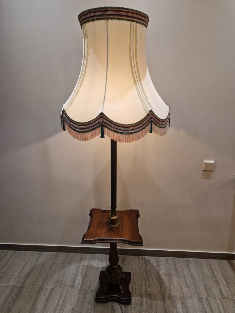 Floor Lamp