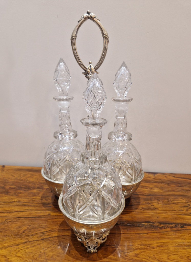 Decanters (3pcs)