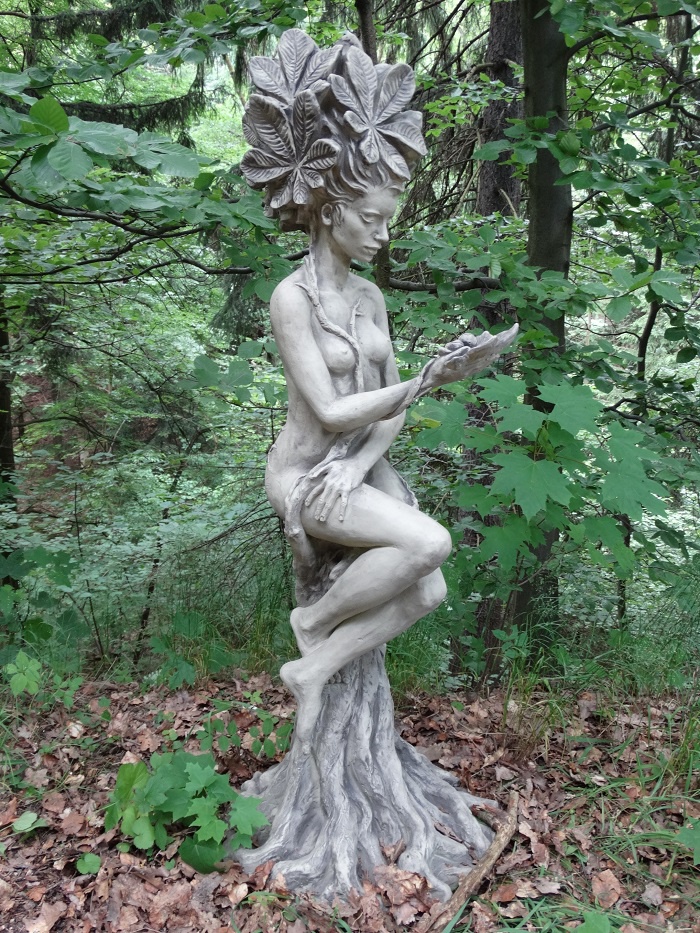 Garden sculpture